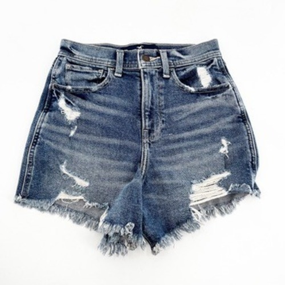 Hollister Ultra High Rise Vintage Stretch Distressed Denim Shorts Blue‎ Size 00